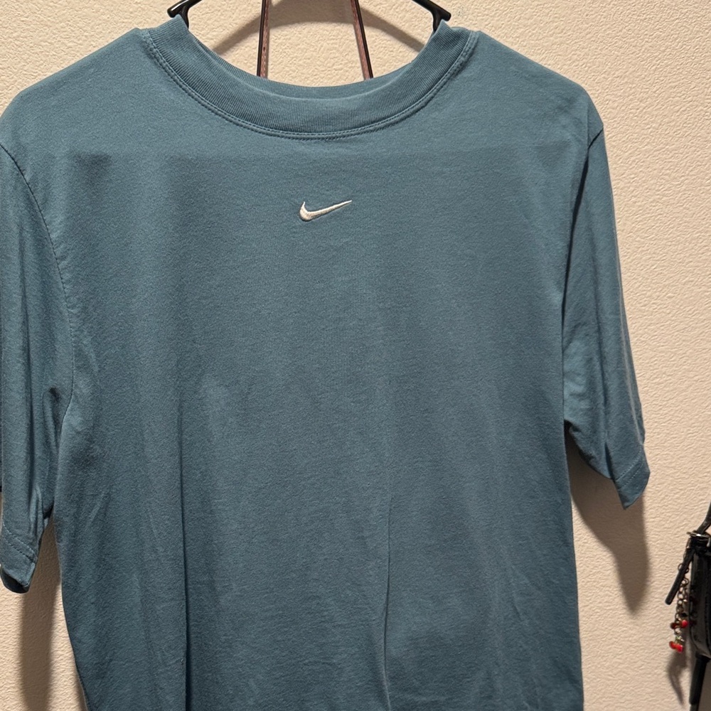 Nike Oversized Teal Short Sleeve Tee